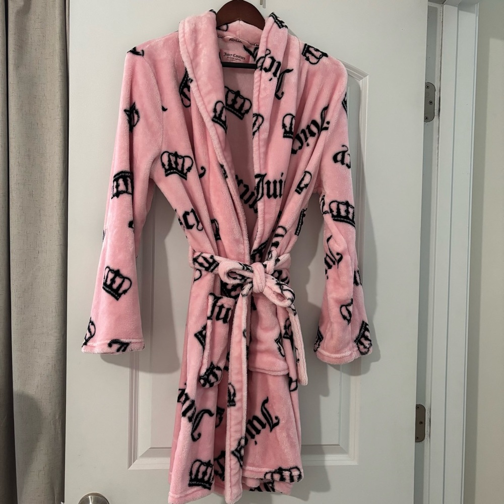 Juicy Couture pink robe